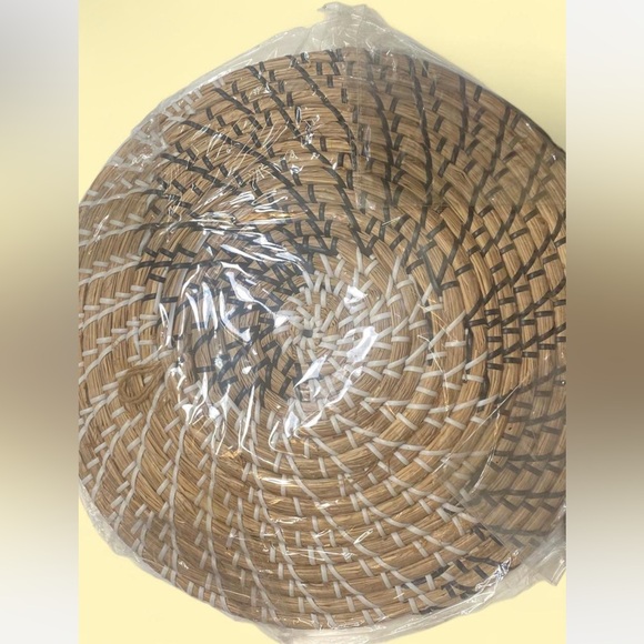 Seagrass 13.7 Wall Basket - Picture 3 of 3